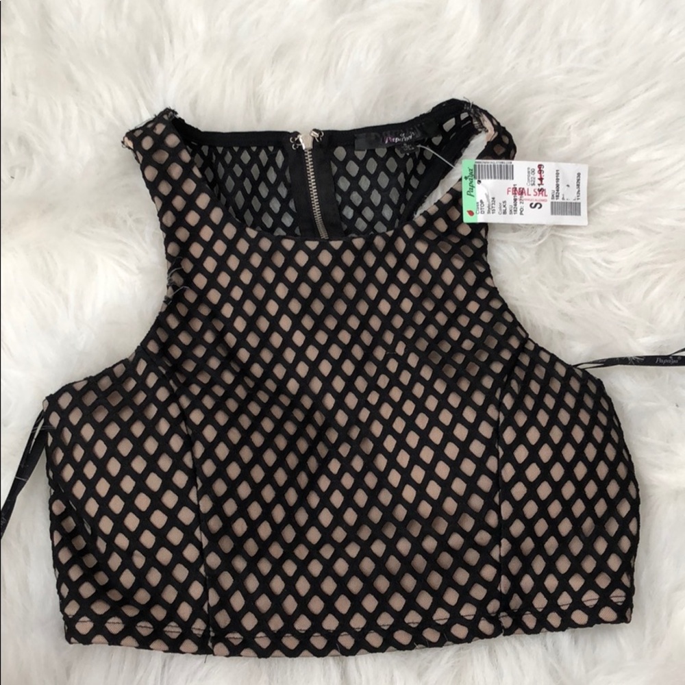 GORGEOUS CROP TOP !!